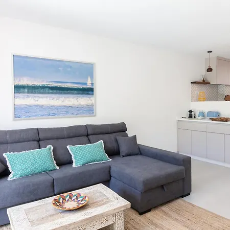 Beachside Surf & Sun Playa Americas Villa